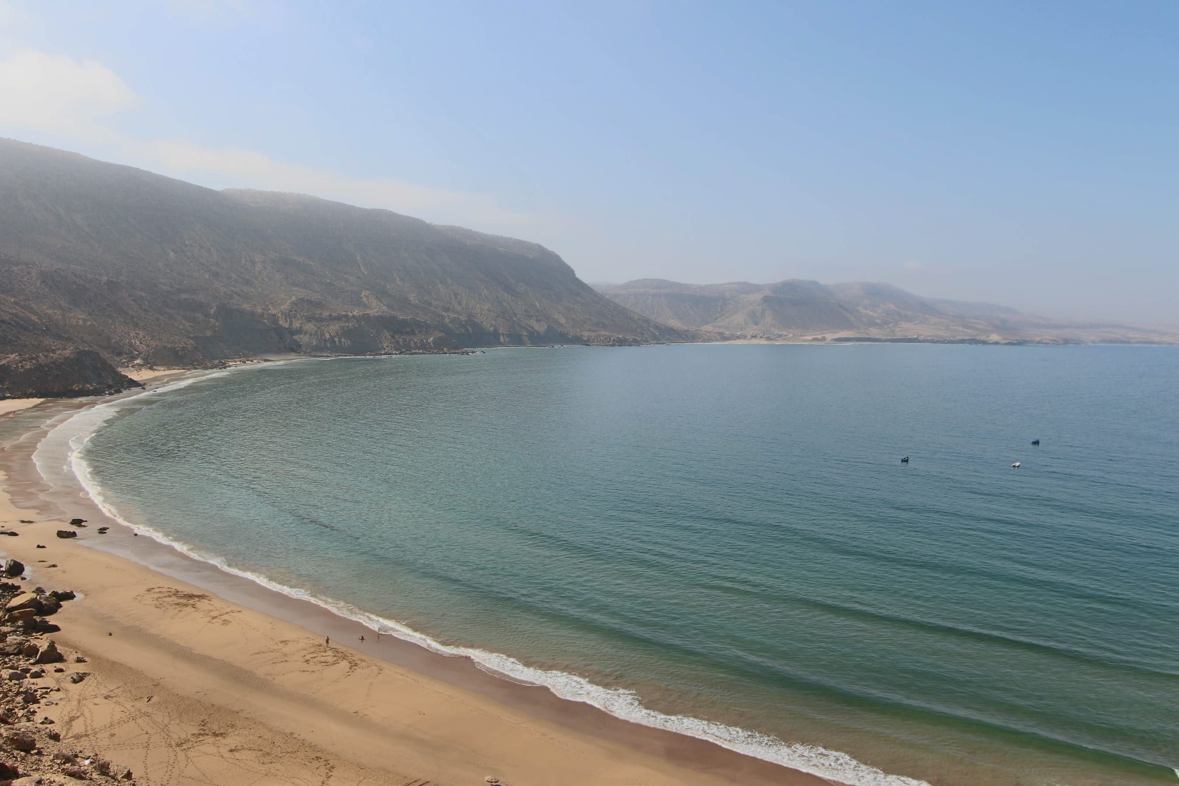 The bay of Imsouane from the road above